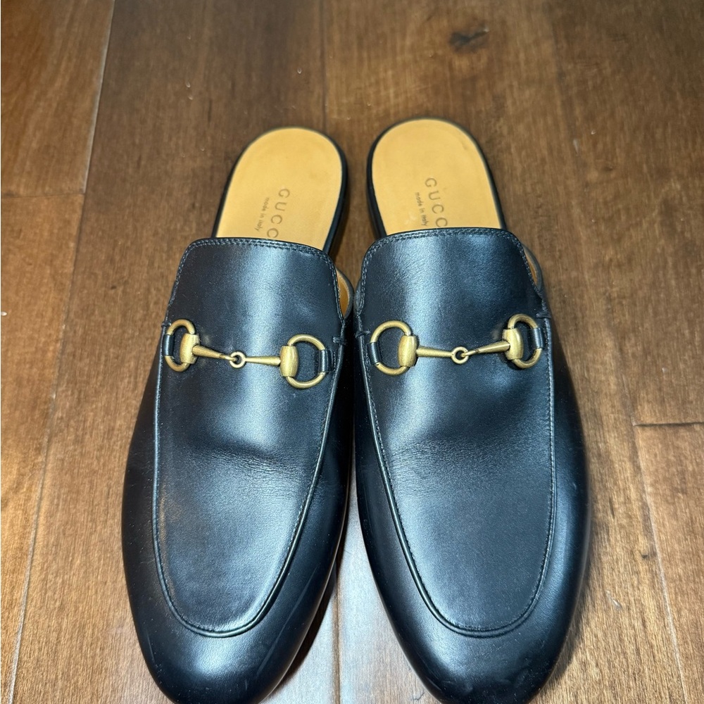 Gucci Black Leather Women's Loafers with Gold Detail